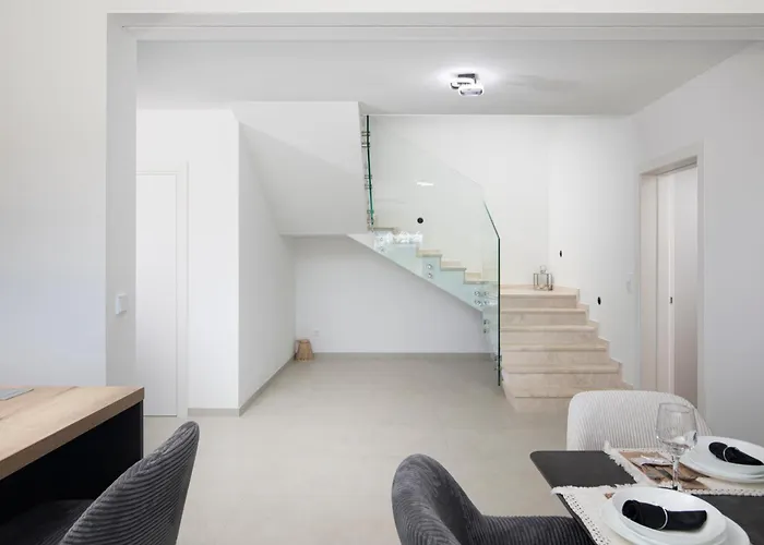 Vilatwins Willa Pula